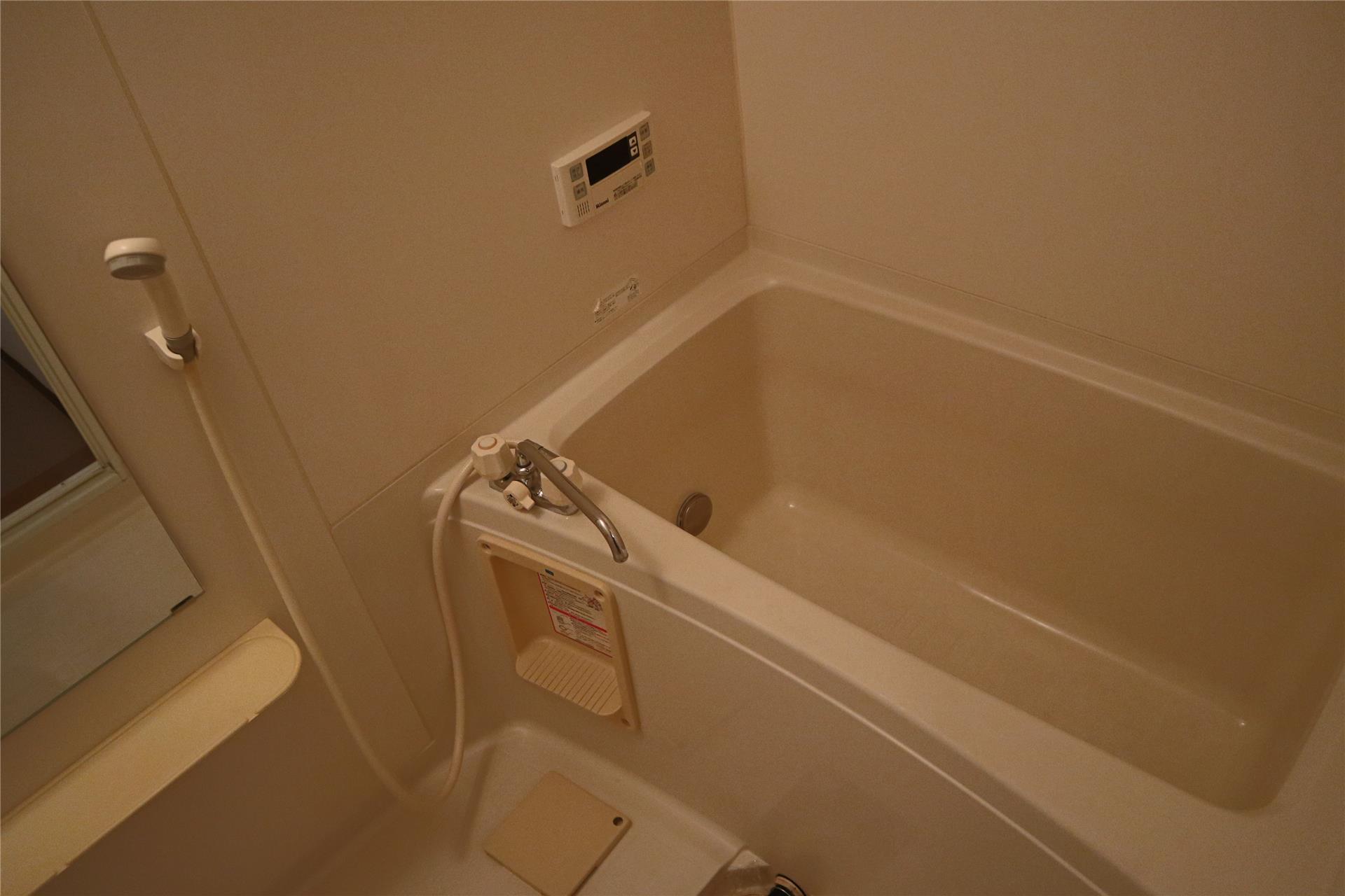 バス・シャワールーム　お風呂