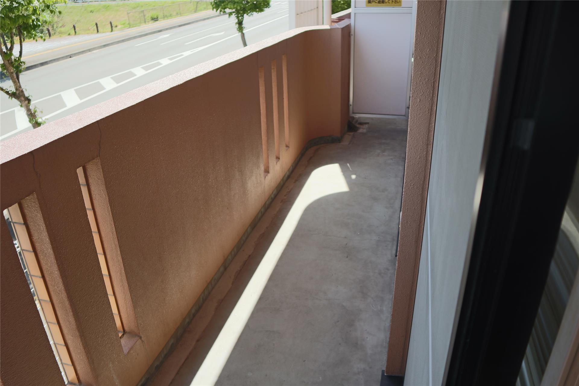 バルコニー　ベランダ