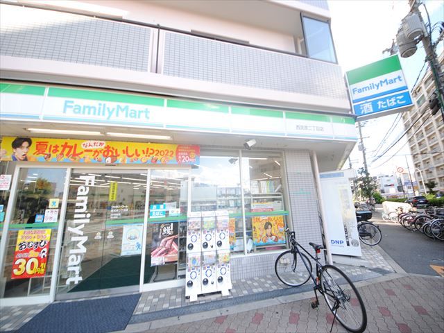 コンビニ　ファミリーマート西宮原二丁目店（コンビニ）まで360m