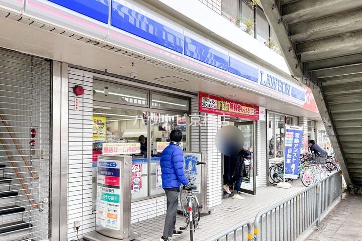 コンビニ　ローソン守口駅前店（コンビニ）まで173m