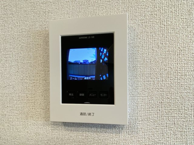 セキュリティ　モニター付きインターホン