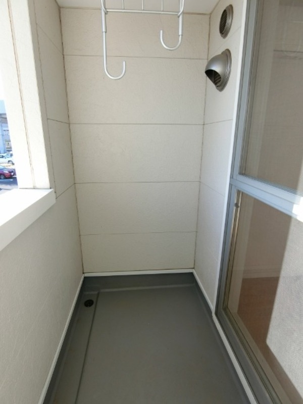 バルコニー　図面と現状に相違がある場合には現状を優先