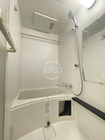 バス・シャワールーム　ファステート難波ヴィラント　浴室