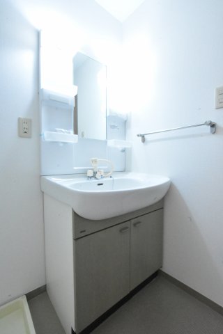 洗面設備　別号室の画像です。ご参考下さい