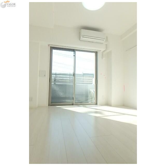 居室・リビング　物件画像