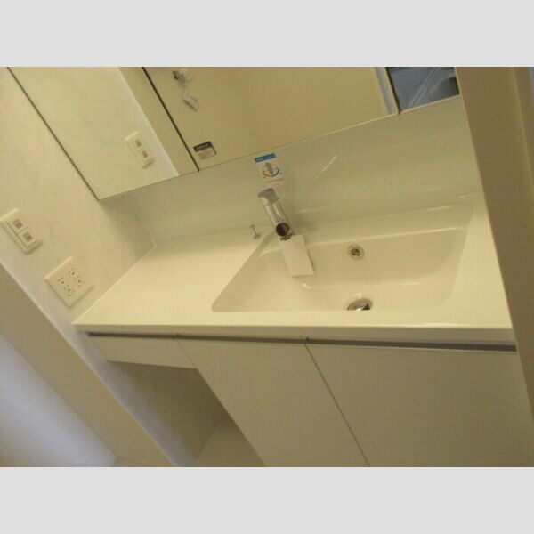 洗面設備　洗髪洗面化粧台