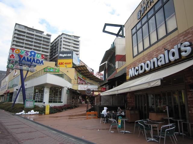 小学校　その他小売店（小学校）まで450m