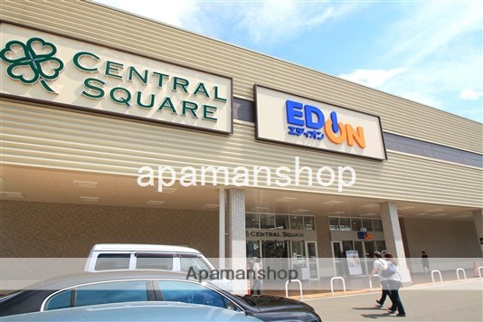 スーパー　ライフセントラルスクエア（スーパー）まで415m