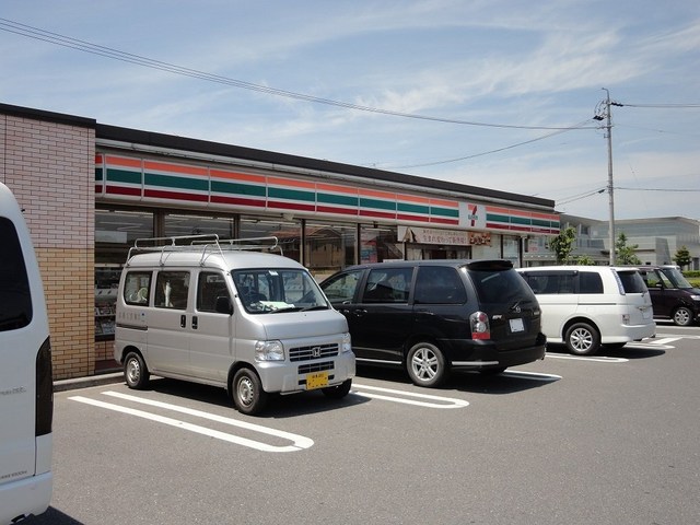 コンビニ　セブンイレブン本巣文殊店（コンビニ）まで500m