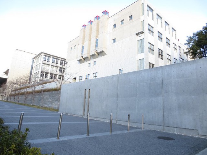 大学・短大　慶応義塾大学日吉キャンパス（大学・短大）まで462m