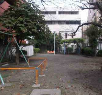 公園　とちのき児童遊園（公園）まで140m