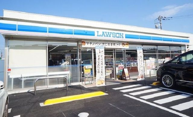 コンビニ　ローソン 桐生天沼通り店（コンビニ）まで800m