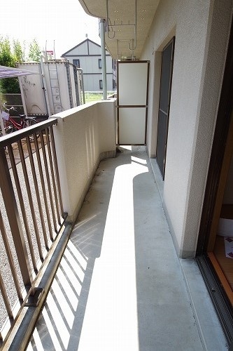 バルコニー　類似室内