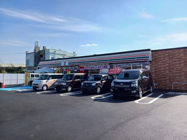コンビニ　セブンイレブン中之島店様（コンビニ）まで700m