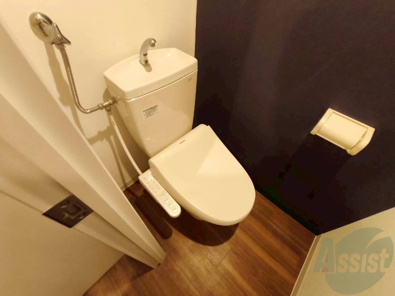 トイレ　トイレです。お洒落なクロスが使われていました！