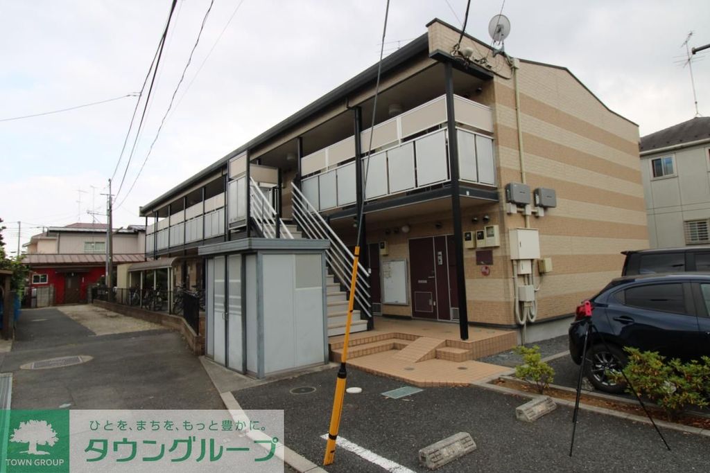 建物外観　駐車場