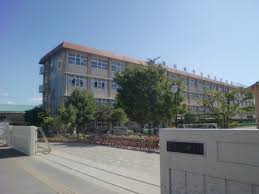 中学校　谷山中学校（中学校）まで1699m