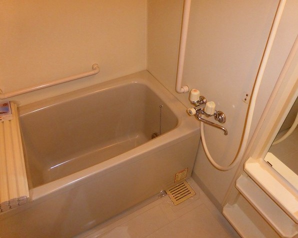 バス・シャワールーム　別のお部屋の写真です