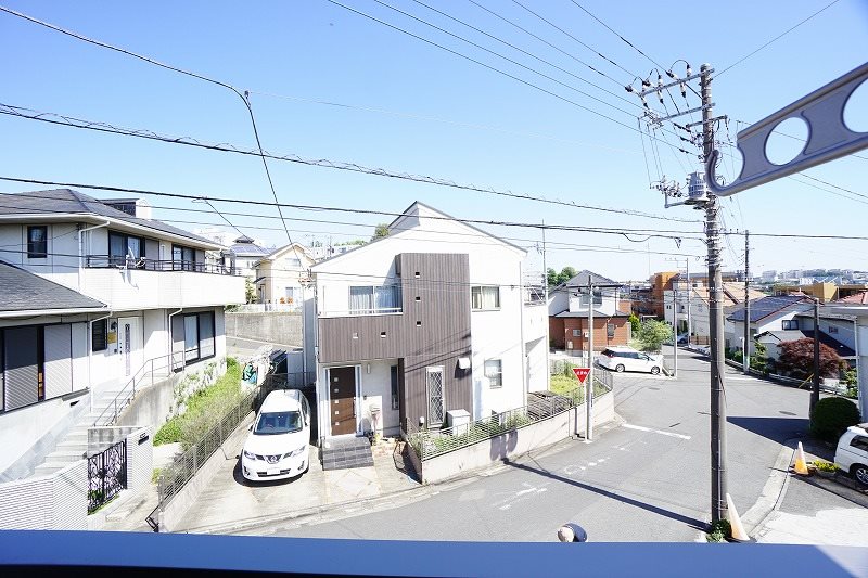 眺望　日当たり良好なバルコニーから見える眺望です♪