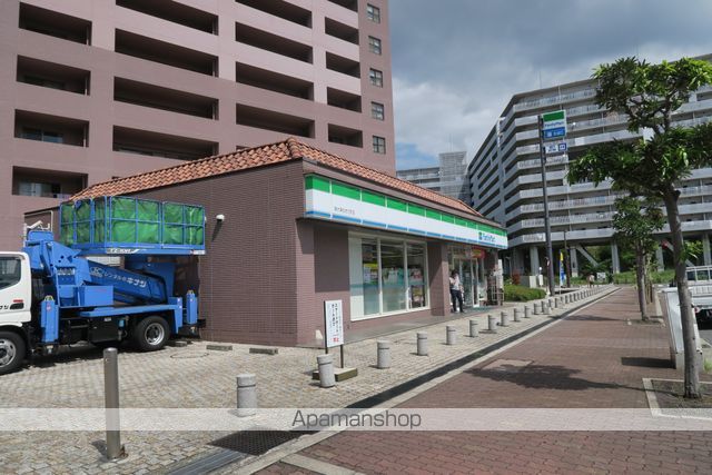 コンビニ　ファミリーマート泉大津なぎさ町店（コンビニ）まで499m