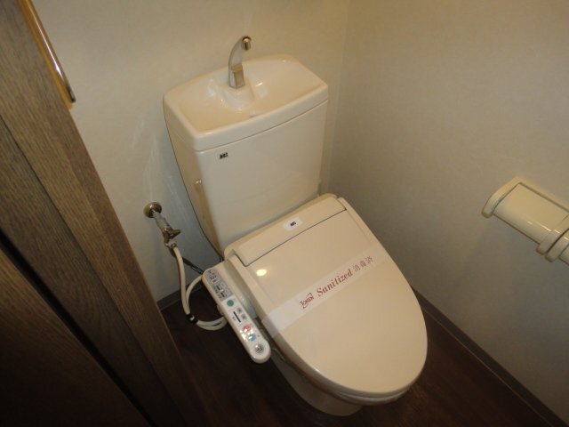 トイレ　シャワー付トイレ