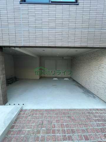 駐車場　ウェルスクエアイズム駒込