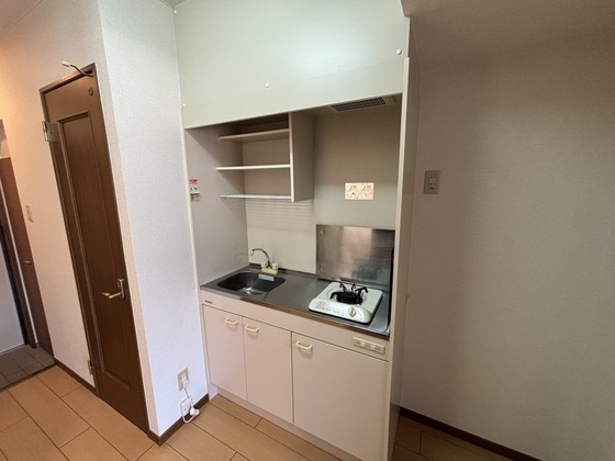 キッチン　※別部屋の写真です