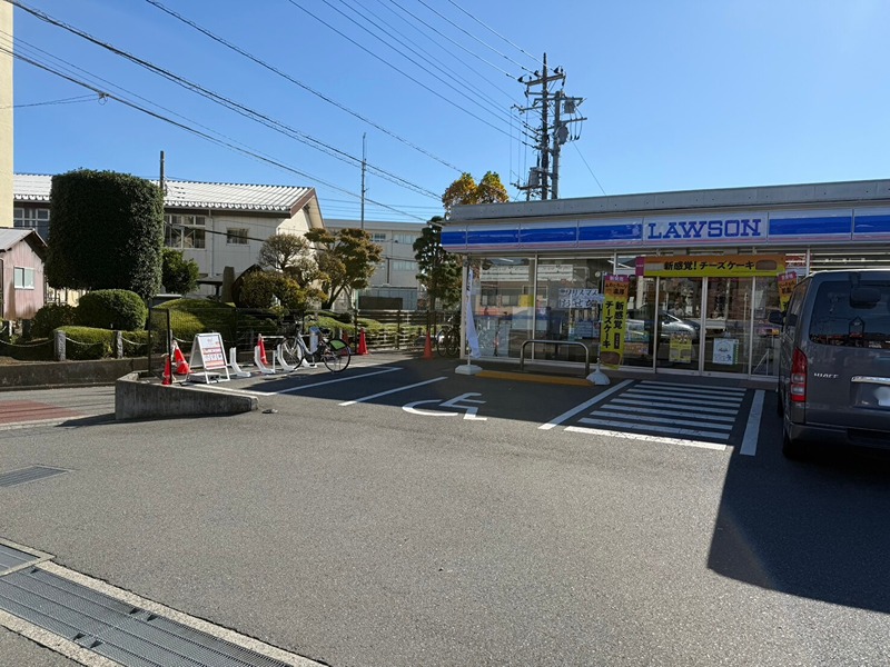 コンビニ　ローソン 相模原田名店（コンビニ）まで333m