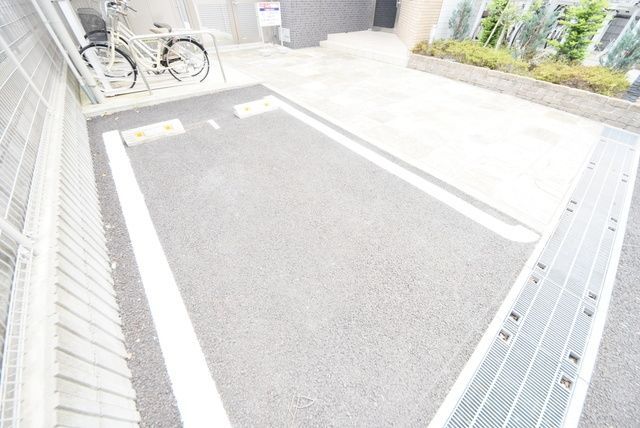 駐車場　★お問い合わせはタウンハウジング★