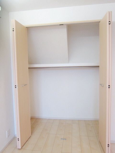 その他設備　★クローゼットが広いので荷物がたっぷり入ります★