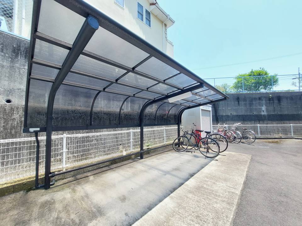 駐車場　駐輪場