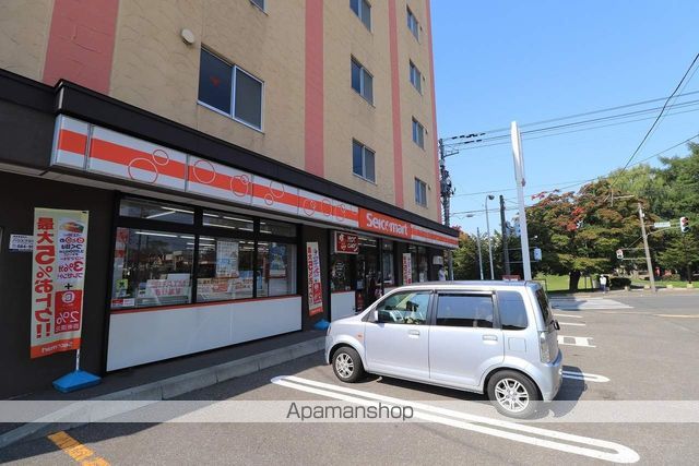 コンビニ　セイコーマート（コンビニ）まで10m