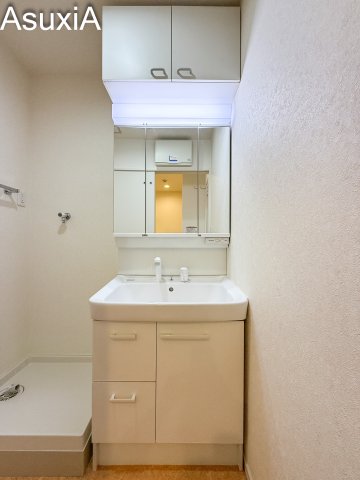 洗面設備　別タイプのお部屋の写真です