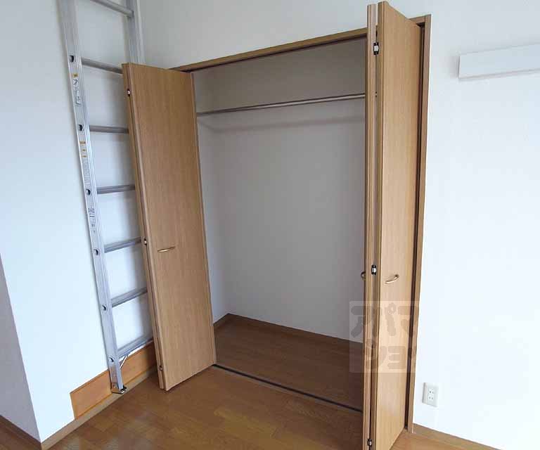 収納　クローゼット