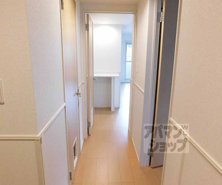その他部屋・スペース　綺麗な廊下です