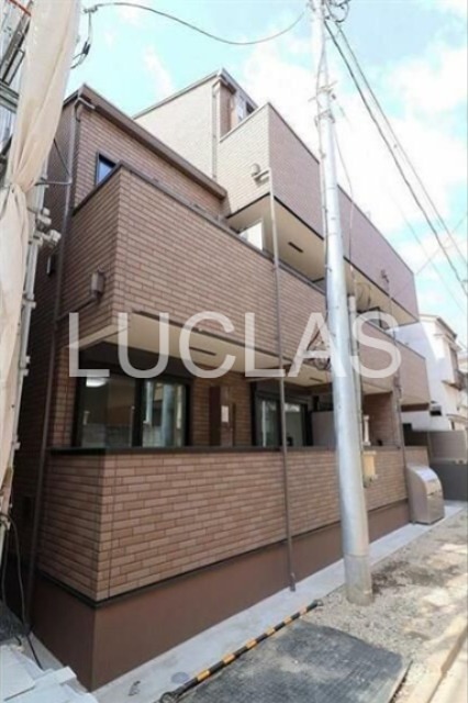 建物外観　『想いの先を照らし出す。』信頼が必要だからこそ、弊社へお任せ