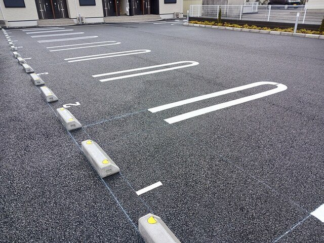 駐車場　車をお持ちの方に嬉しい駐車場付きの物件です