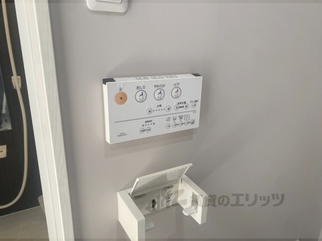 その他設備　給湯器リモコン