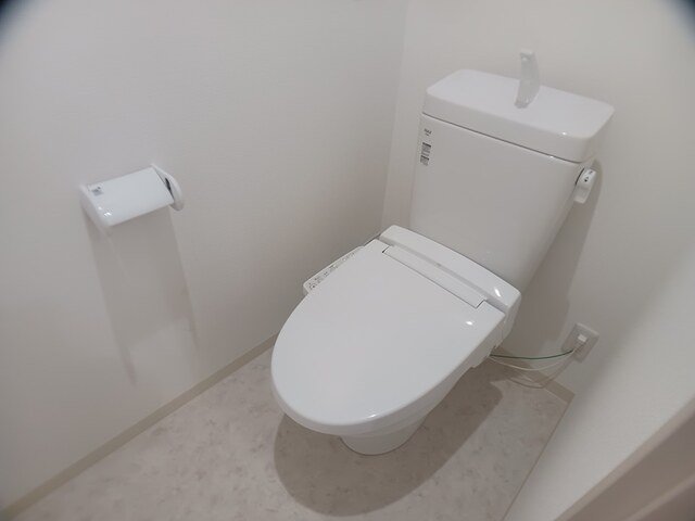 トイレ　コンパクトで使いやすいトイレです