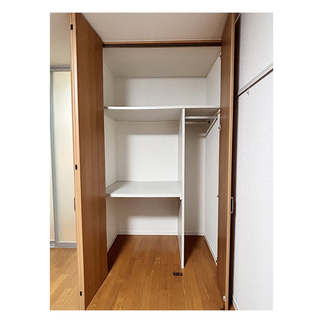 収納　たっぷり入る収納付き