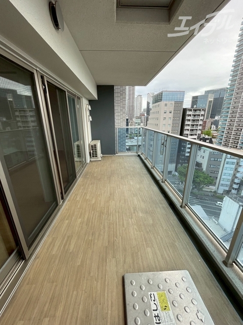 バルコニー　バルコニーとても広くてきれいです
