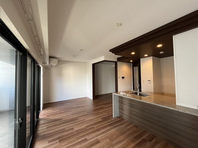 居室・リビング　モアグレース名古屋駅