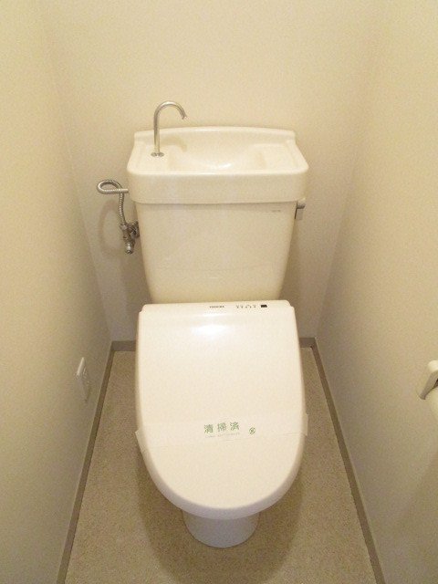 トイレ　シャワートイレ