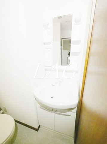 洗面設備　独立洗面台です。