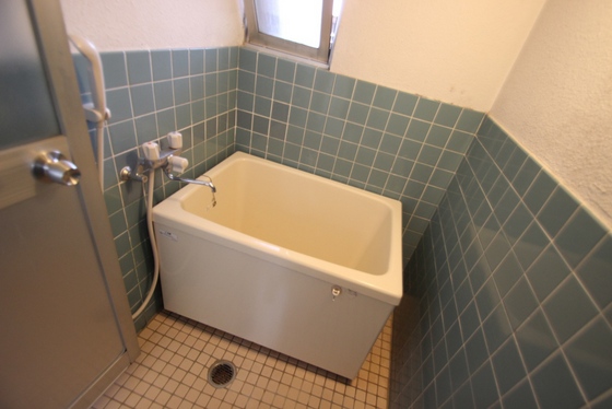 バス・シャワールーム　※別号室のお部屋です。