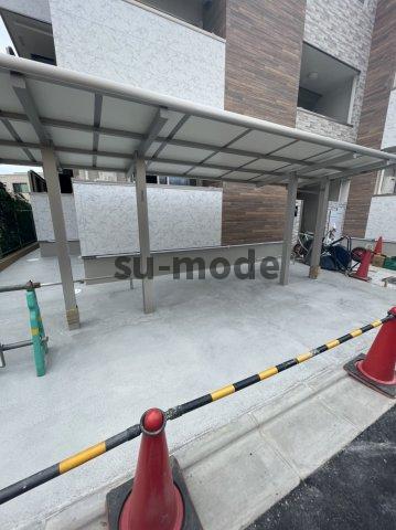 駐車場　同型タイプ