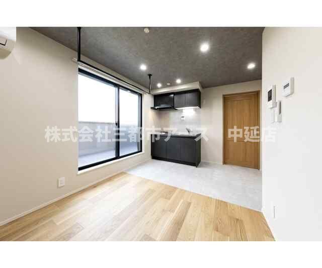 居室・リビング　ＷｏｏｄＣｒｅｓｔ大井Ｒｅｓｉｄｅｎｃｅ