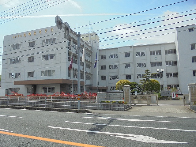 高校・高専　高岡高校（高校・高専）まで448m