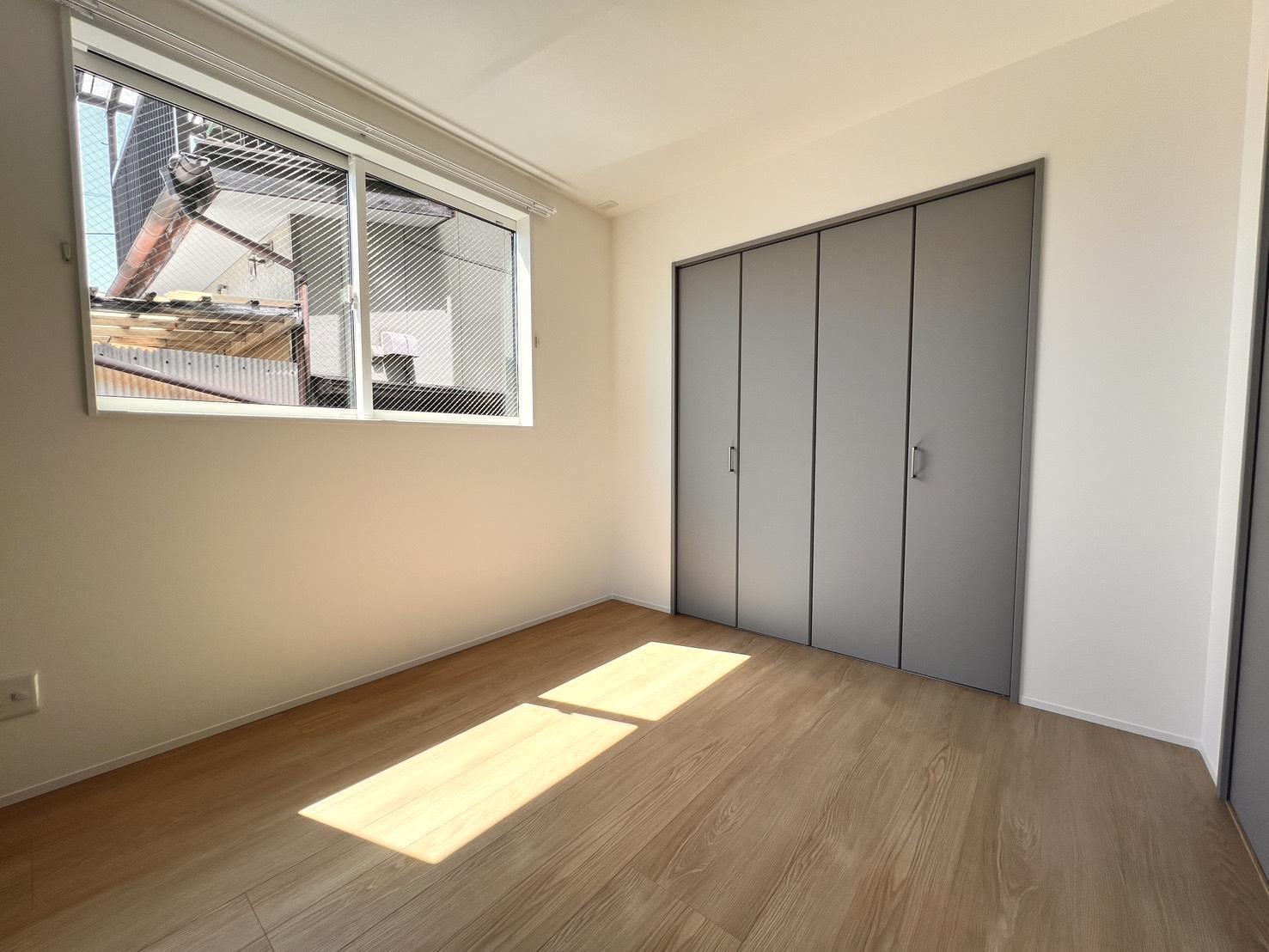 その他　サンルームから見たお部屋の様子です♪