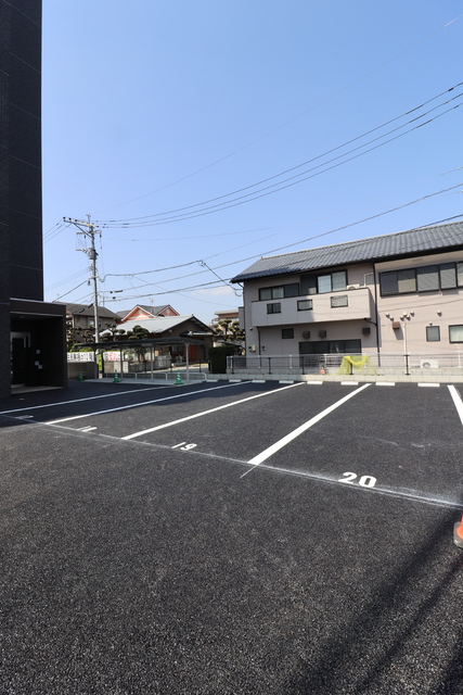駐車場　縦列駐車区画